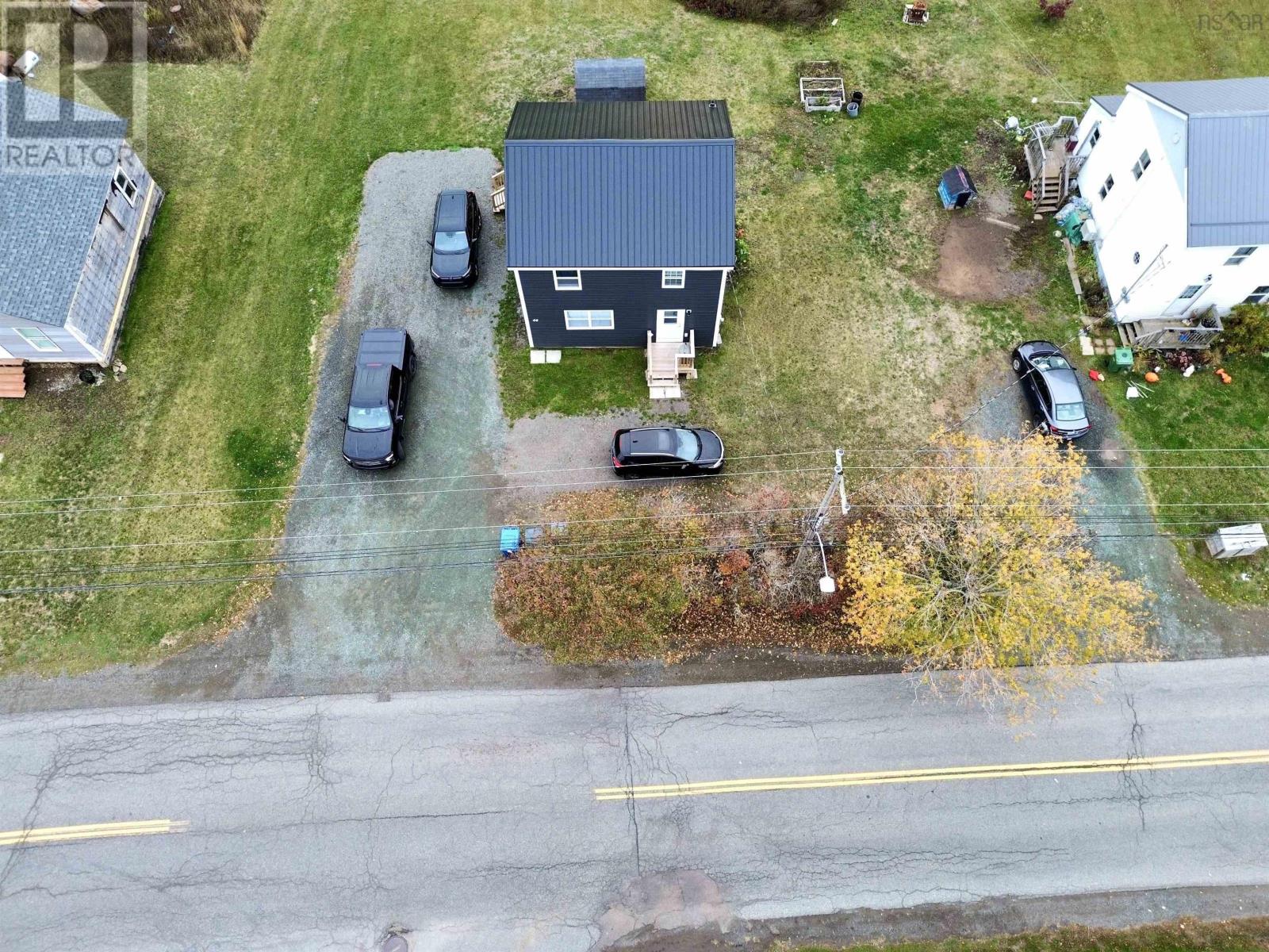 46 Lisgar Street - Photo 2 of 44, Springhill, Nova Scotia