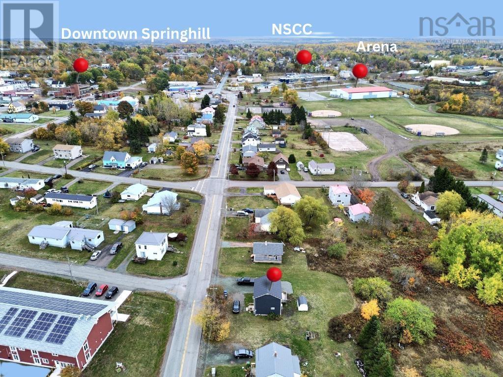 46 Lisgar Street - Photo 4 of 44, Springhill, Nova Scotia