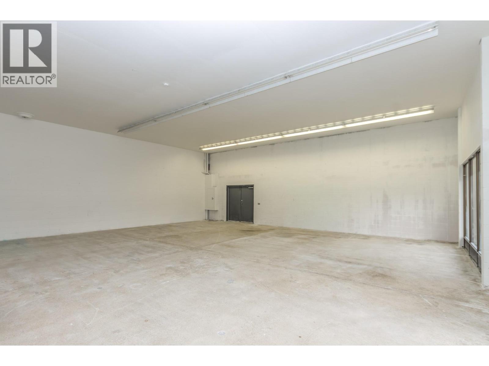 3 471 5 Street Southwest, Salmon Arm