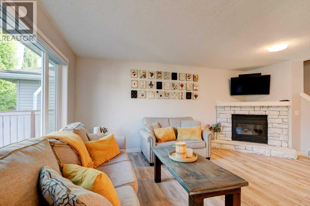 Single Family House for Sale in  Chaparral Crescent SE Chaparral Calgary 