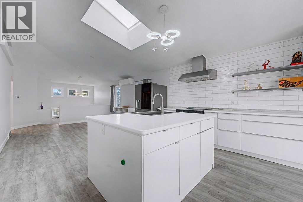 Single Family House Bi-level for Sale in  Panamount Hill NW Panorama Hills Calgary 