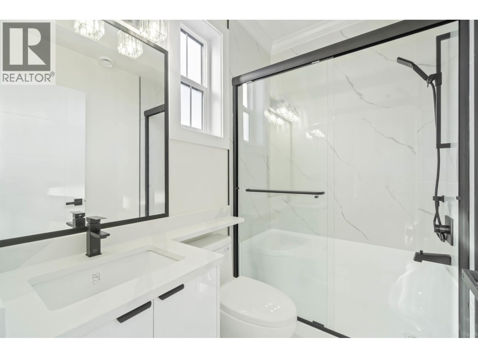 1 6666 WALKER AVENUE, Burnaby