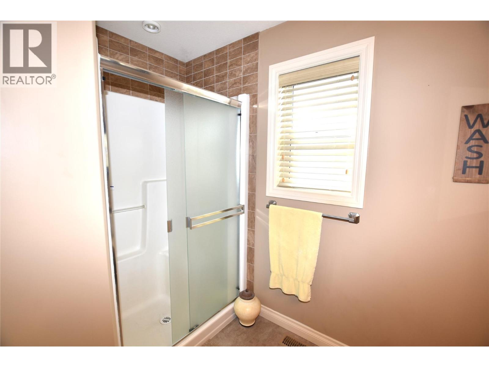 519 Loon Avenue, Vernon