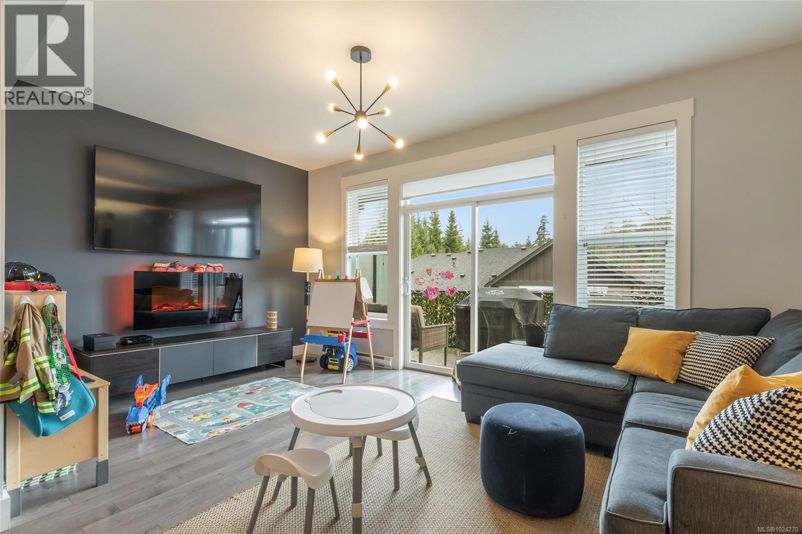 36 512 Jim Cram Dr, Ladysmith