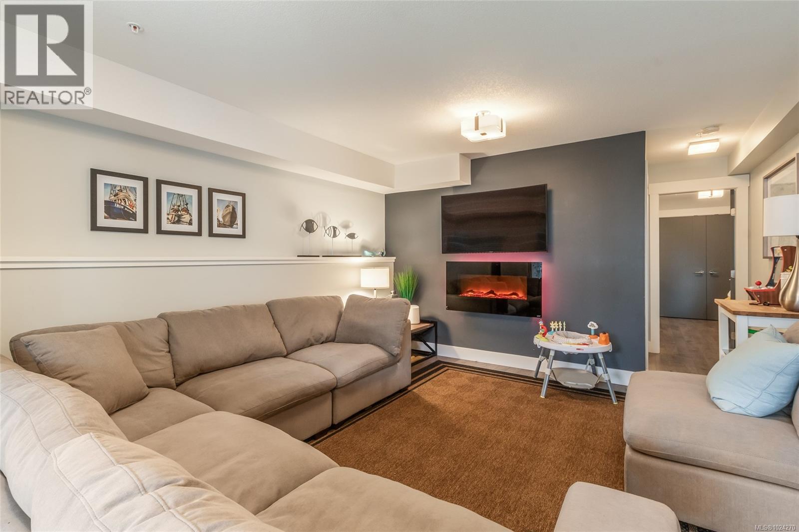 36 512 Jim Cram Dr, Ladysmith