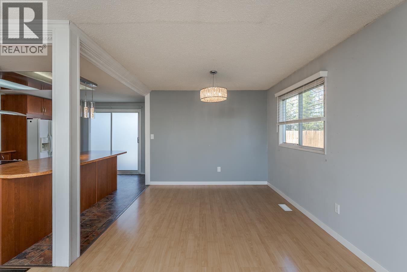 3639 GOULD CRESCENT - 17