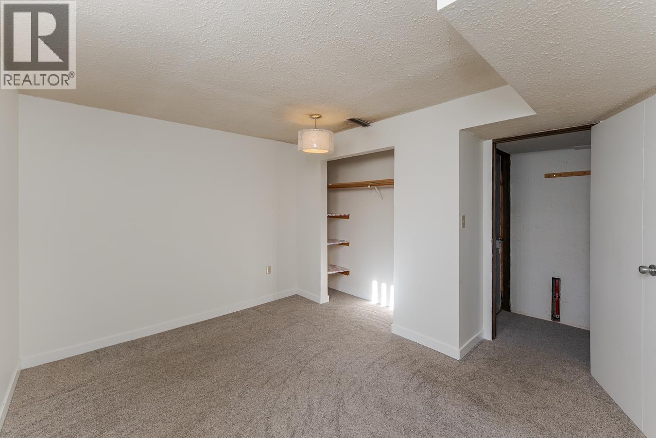 3639 GOULD CRESCENT - 29
