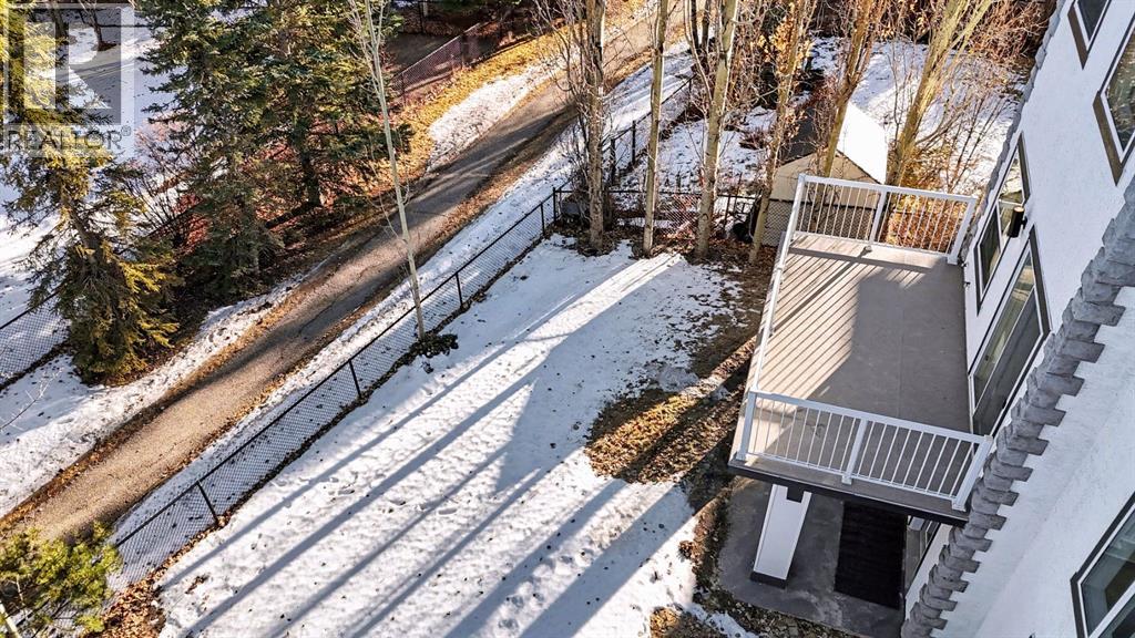 Single Family House for Sale in  Discovery Place SW Discovery Ridge Calgary 