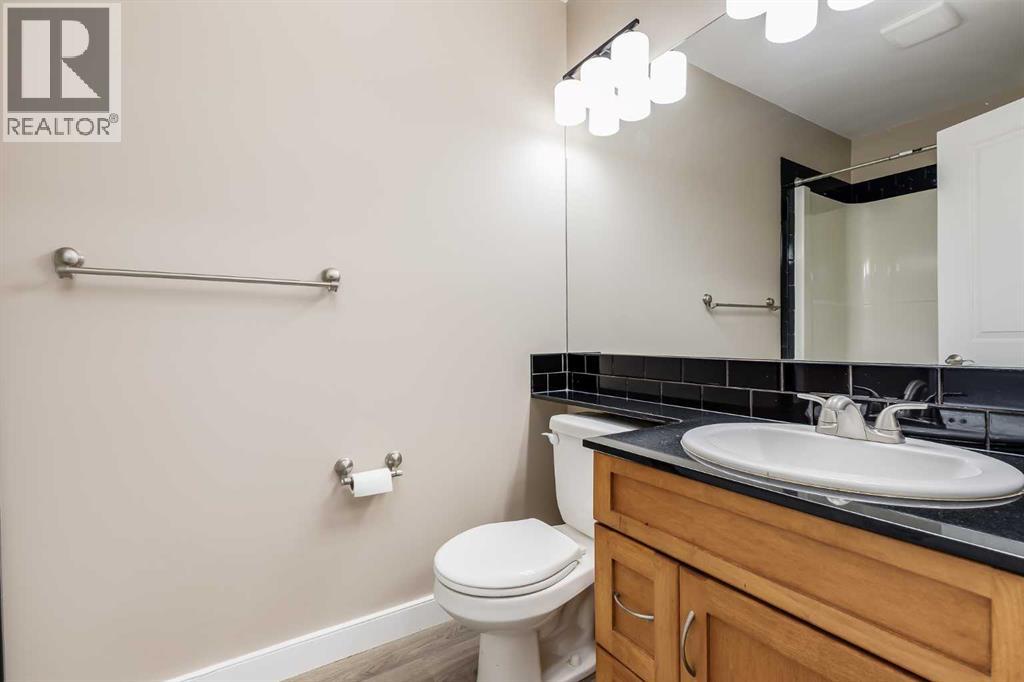 Single Family House for Sale in   Lake Fraser Drive SE Lake Bonavista Calgary 