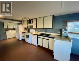 4395 Trans Canada  E Highway Unit# 32, Kamloops, BC V2C4S4 Photo 12