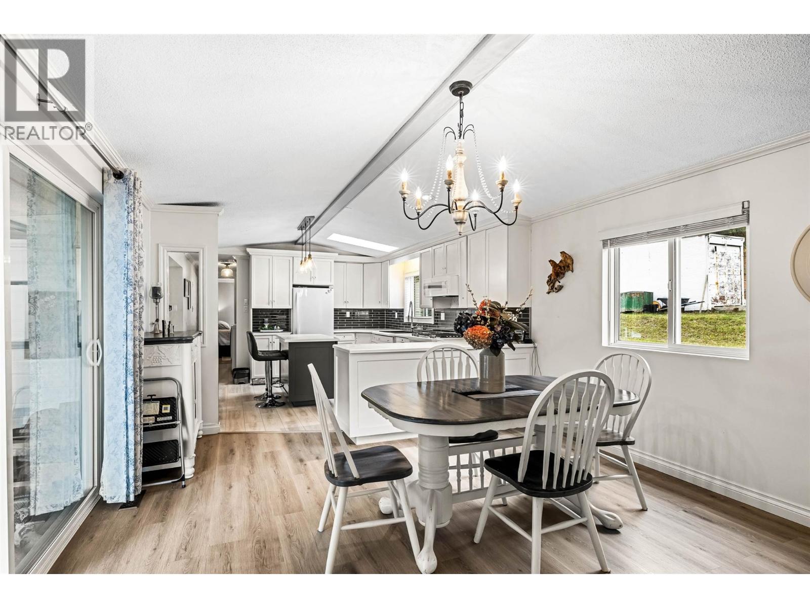 185 HOOVERS FERRY ROAD - 11