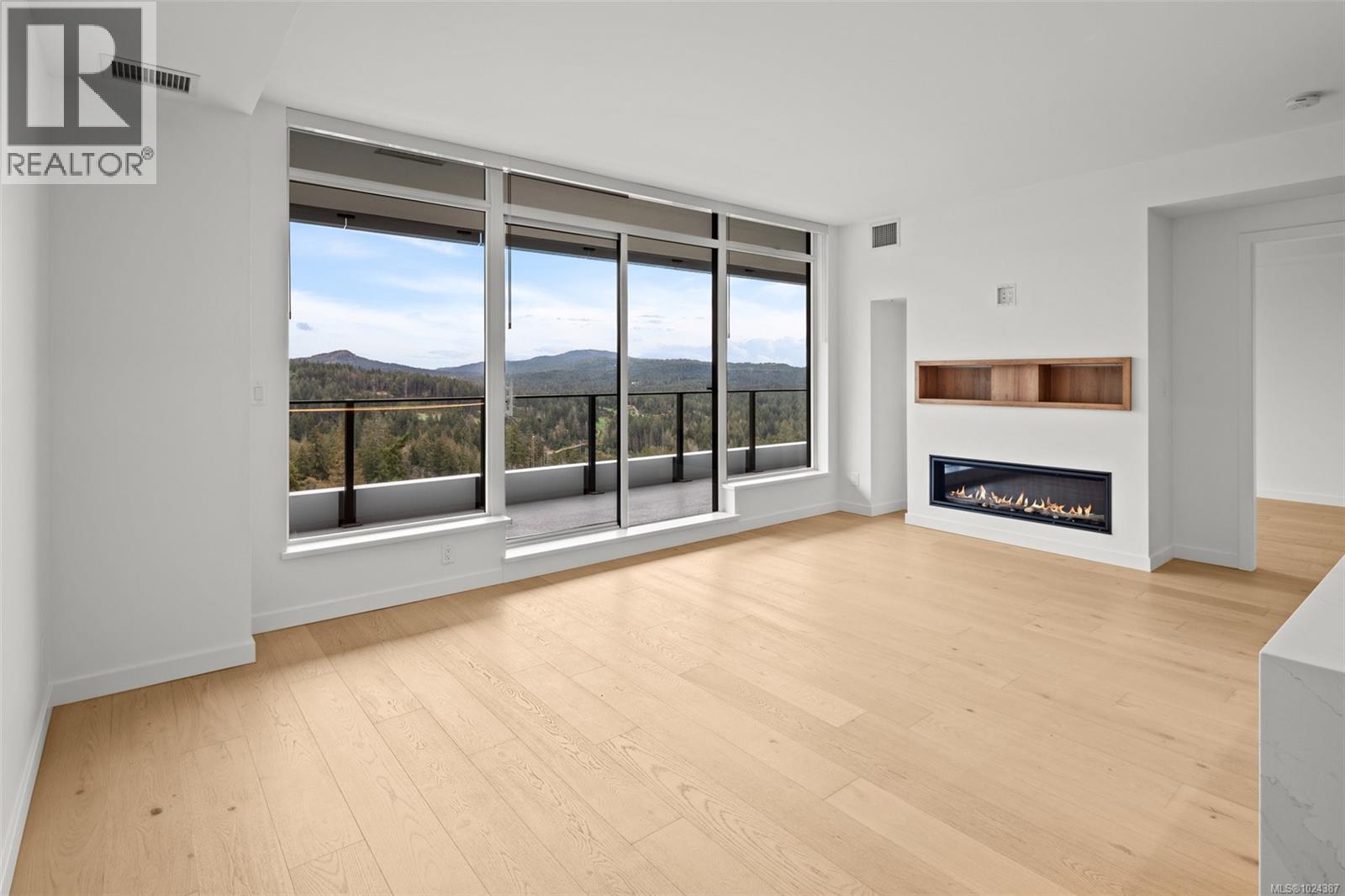 1314 2000 Hannington Rd, Langford