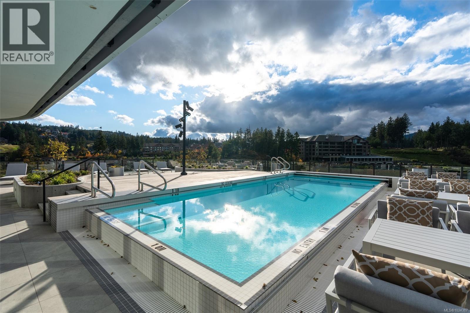 1314 2000 Hannington Rd, Langford