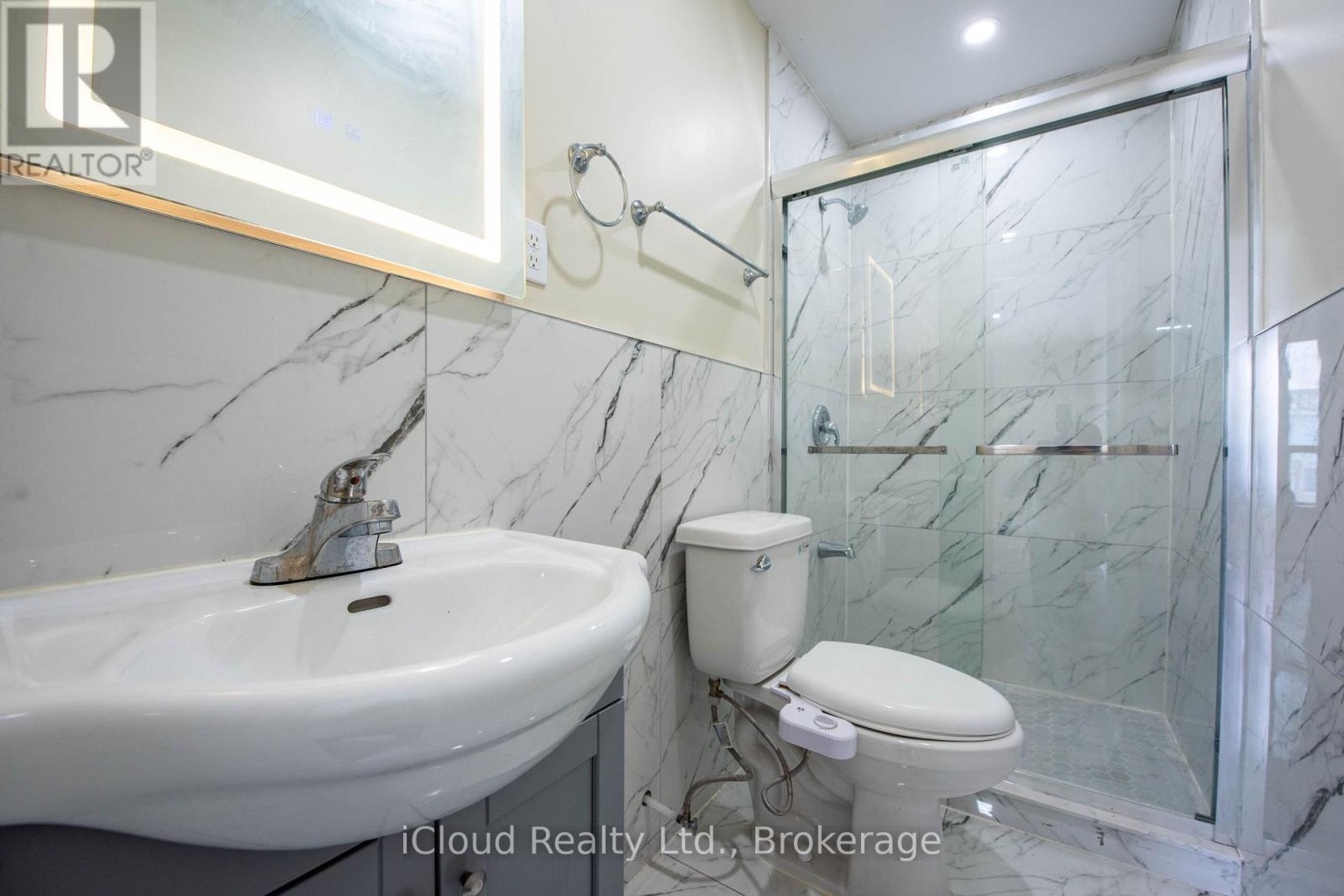 82 GRISELDA CRESCENT - 19
