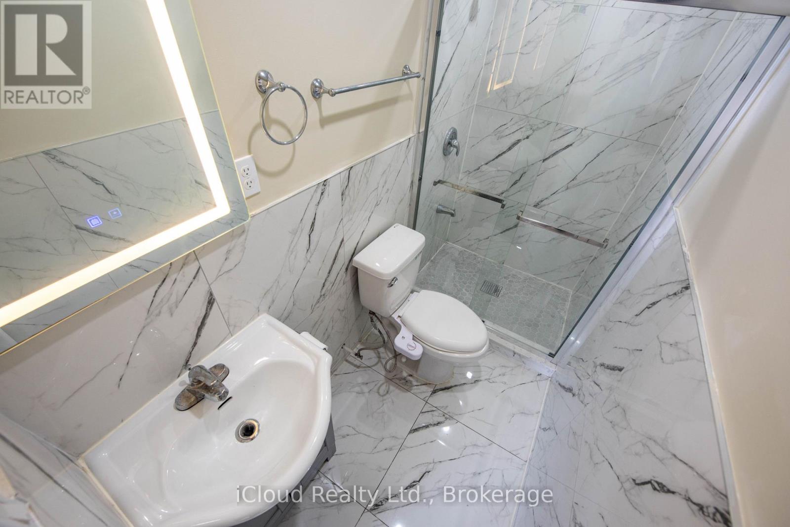 82 GRISELDA CRESCENT - 20
