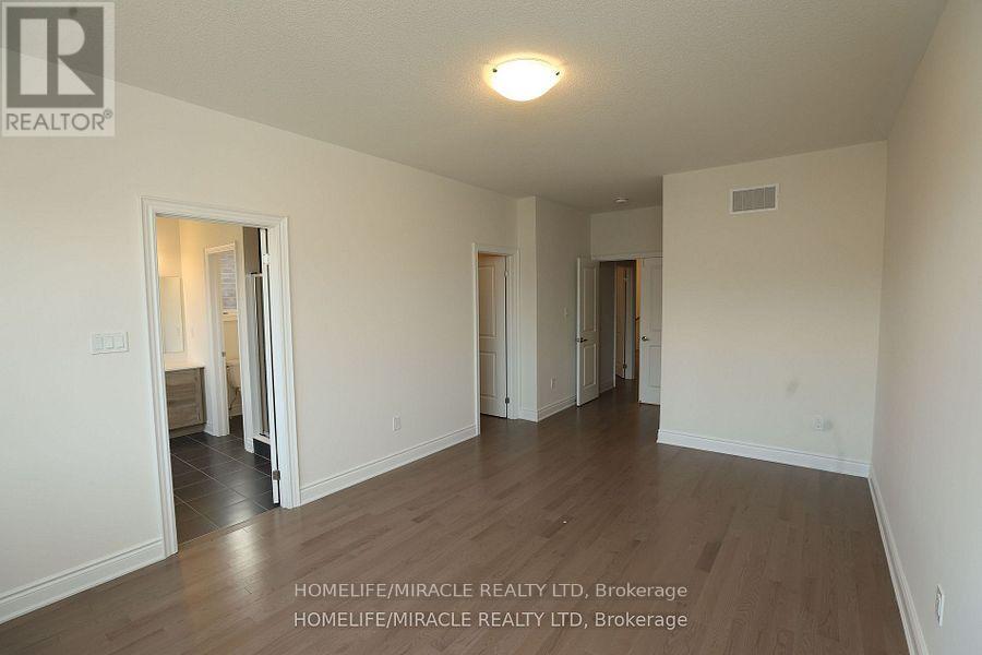 11 CALABRIA DRIVE - 22