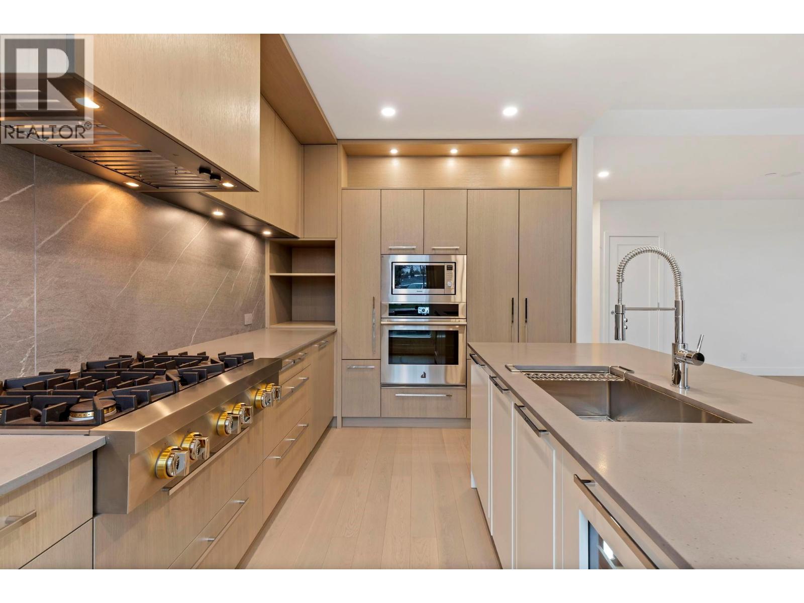  3352 Richter Street, Kelowna