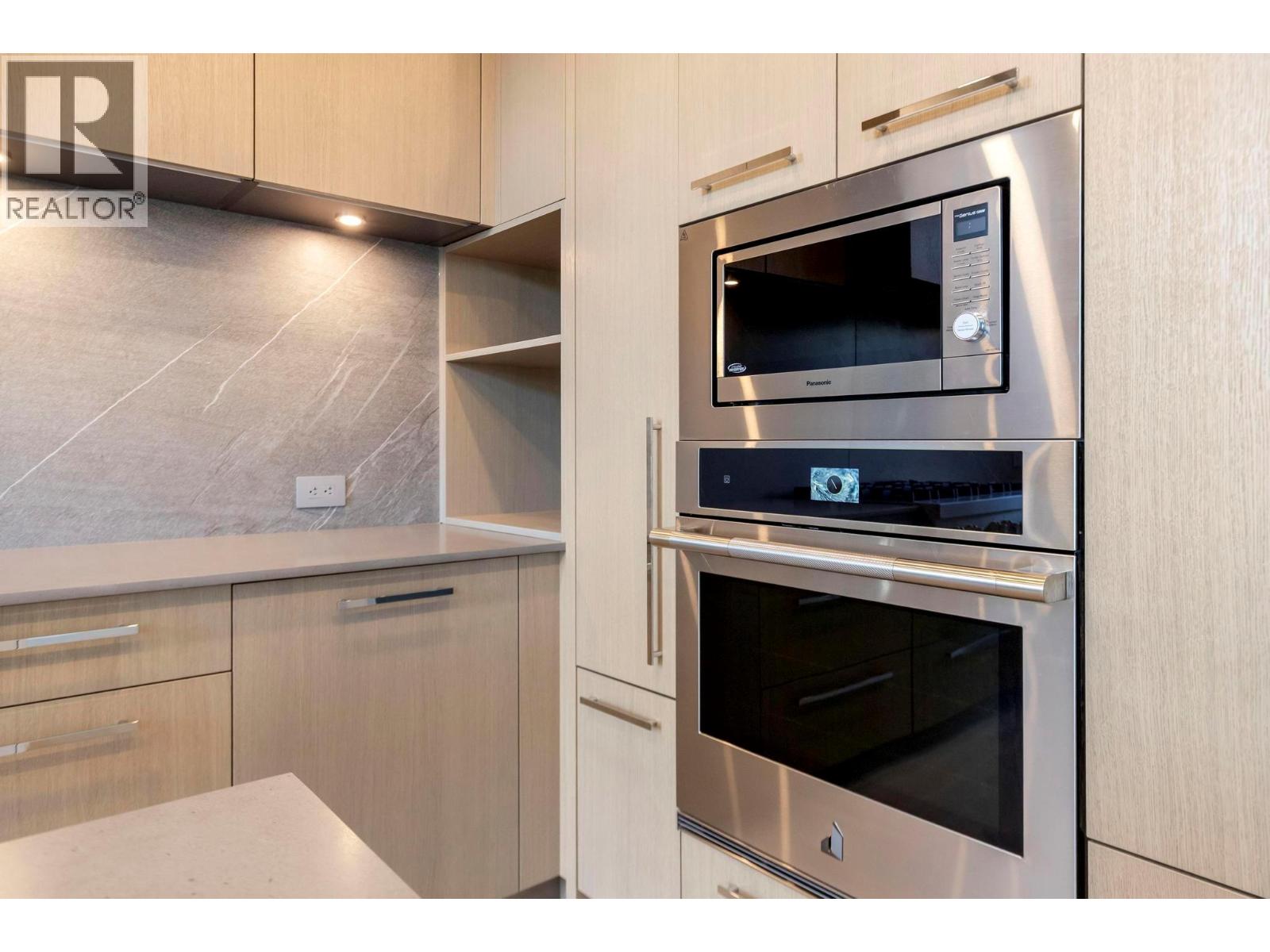  3352 Richter Street, Kelowna