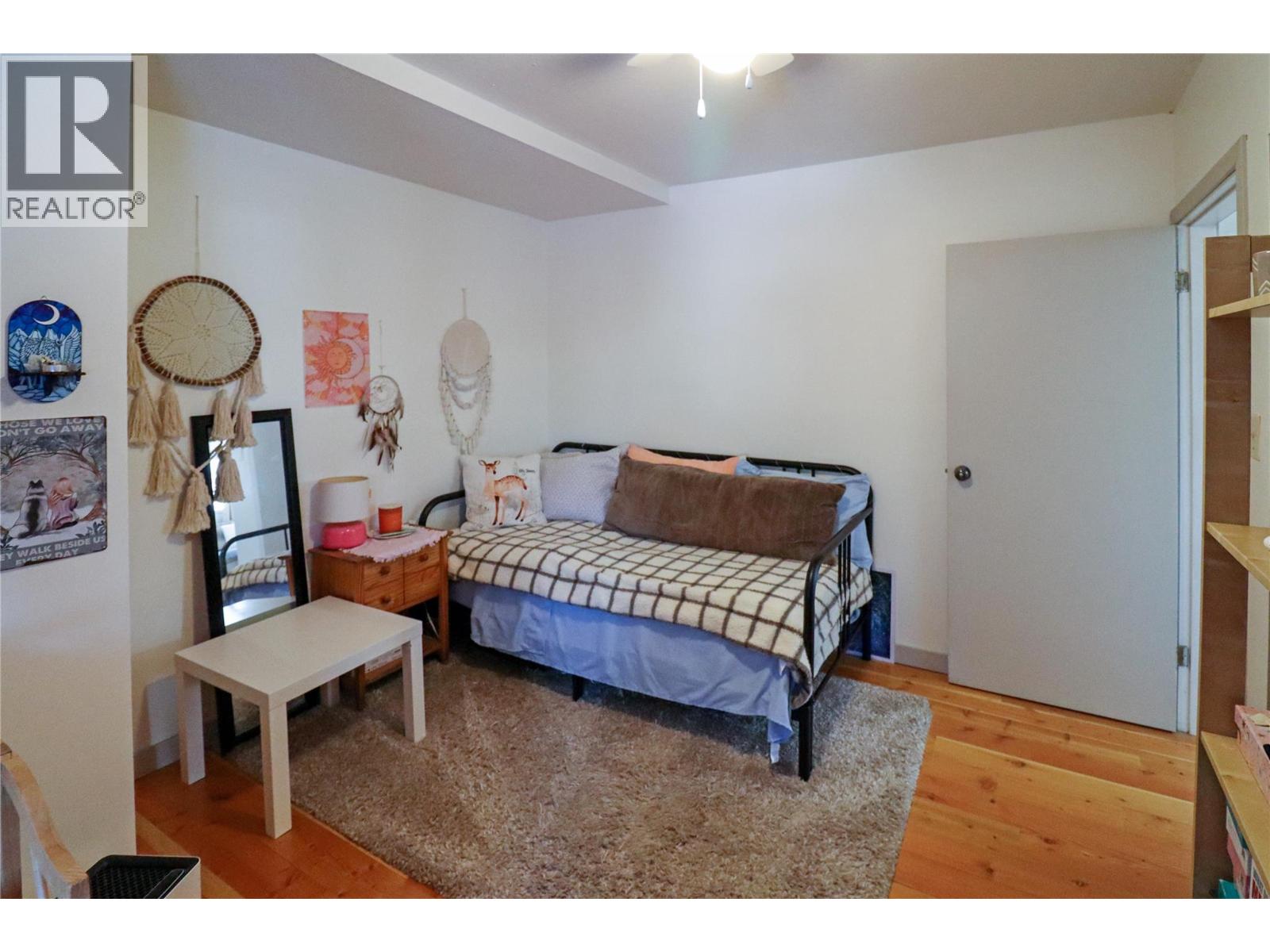 291 FENCHURCH Avenue, Princeton