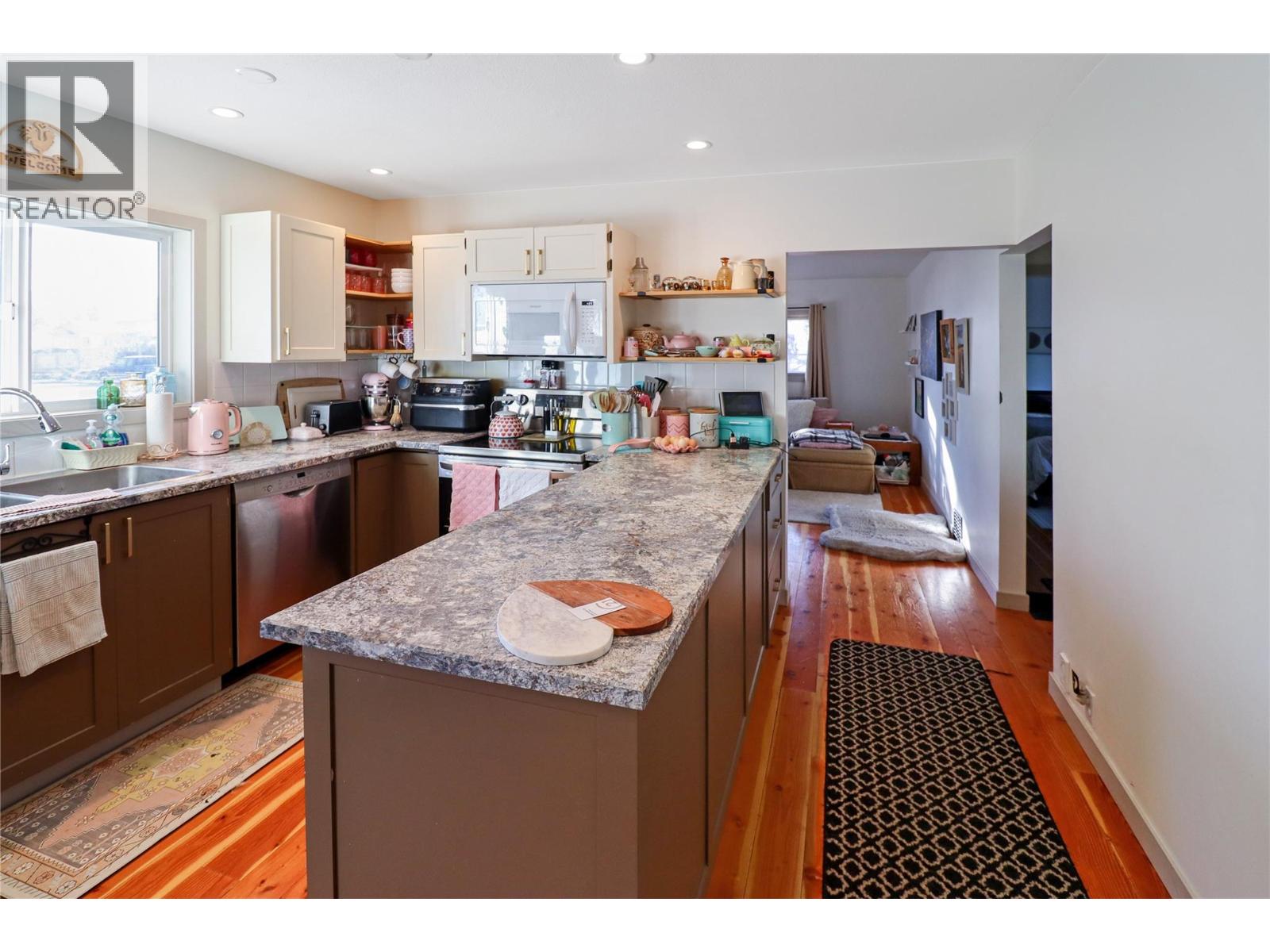 291 FENCHURCH Avenue, Princeton