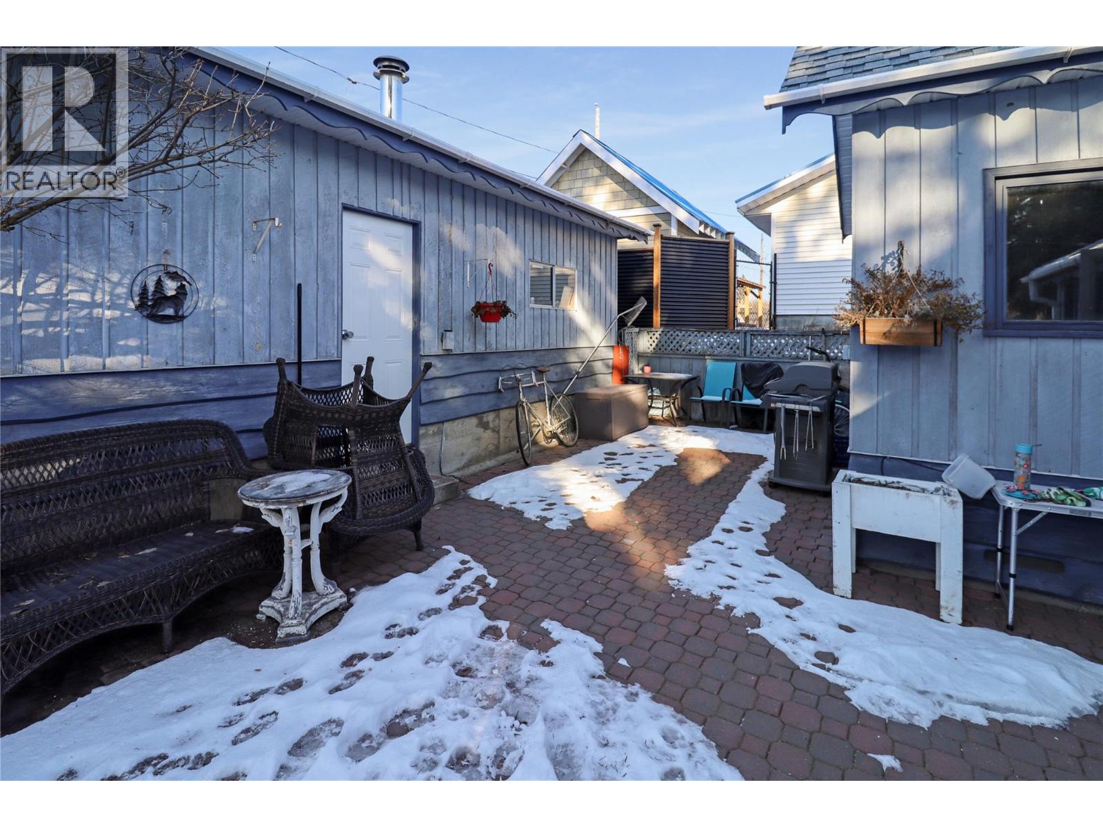 291 FENCHURCH Avenue - 28