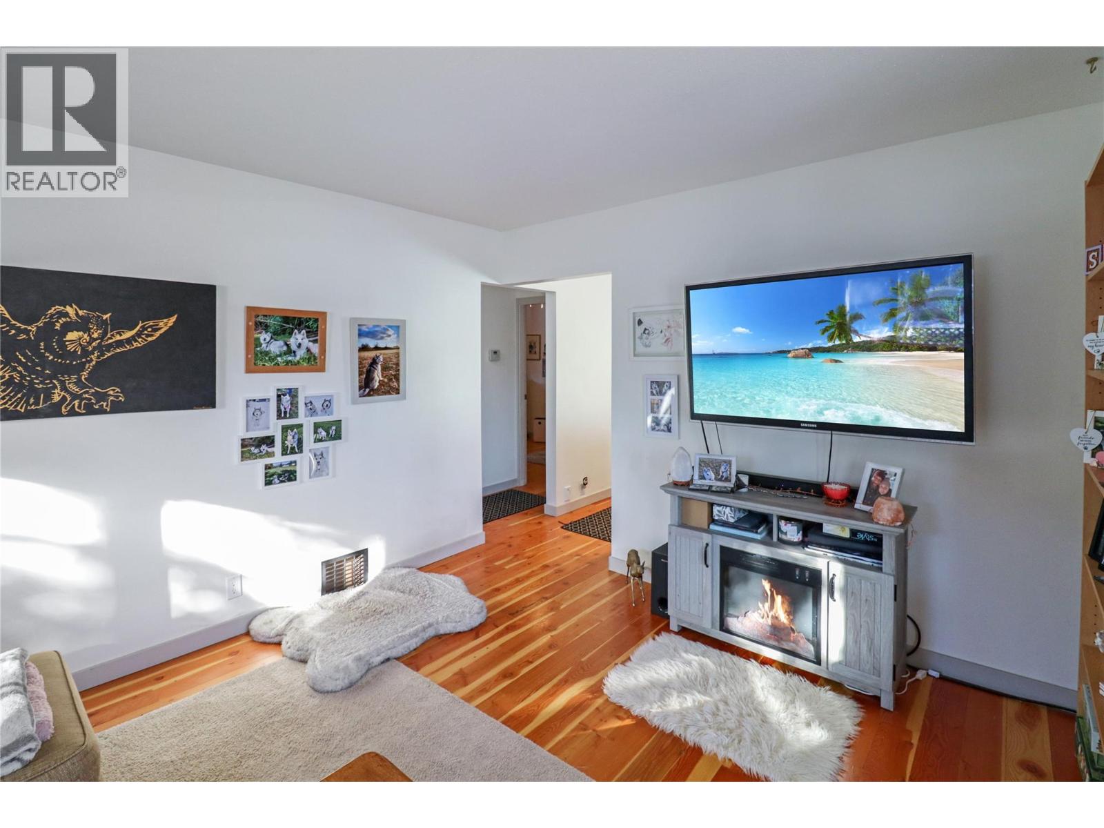 291 FENCHURCH Avenue - 4
