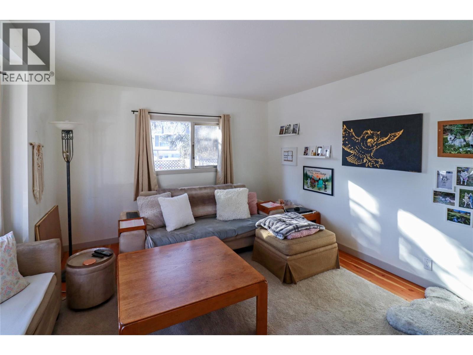 291 FENCHURCH Avenue - 5