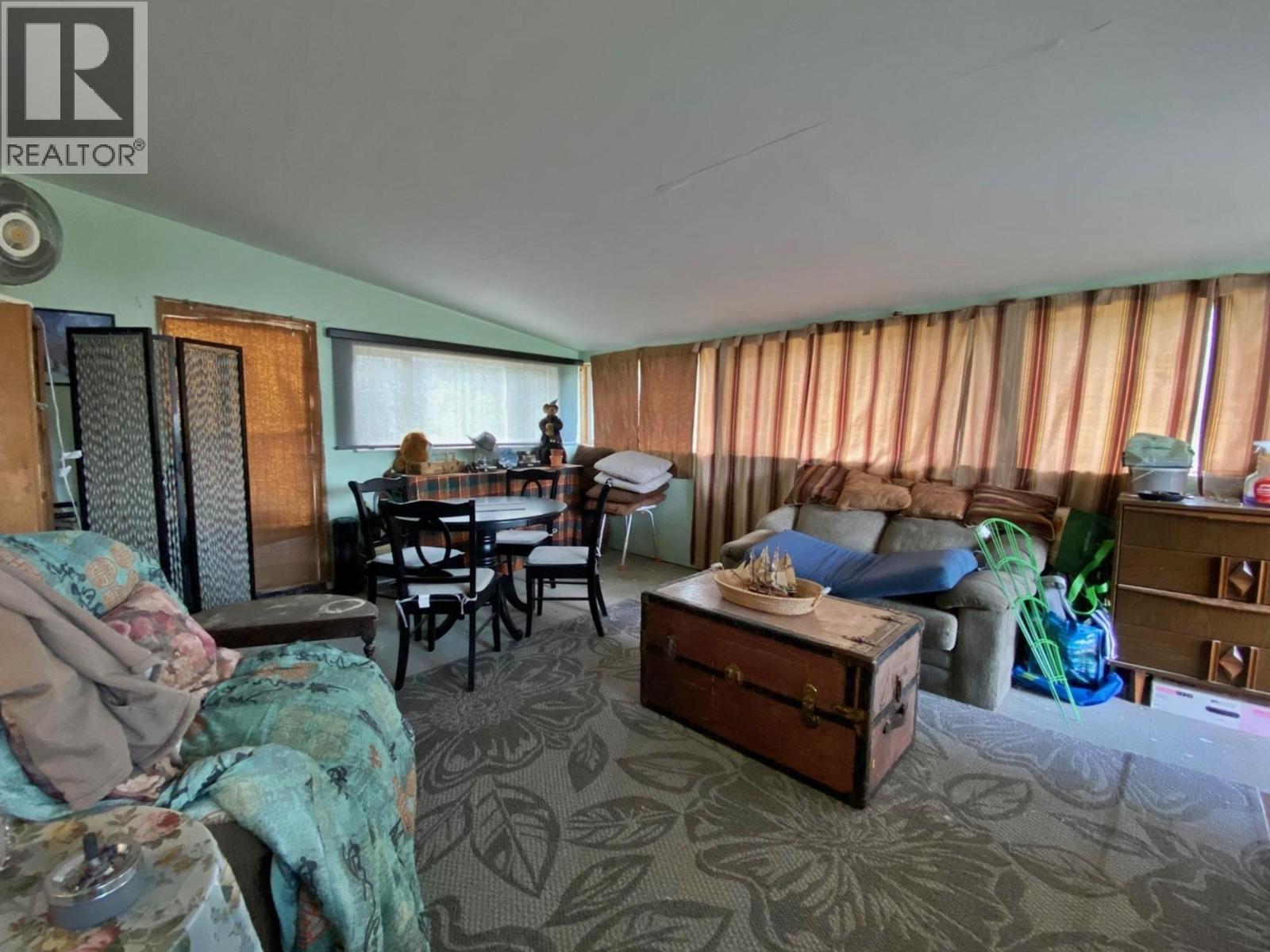 4713 BIRCH Lane, Barriere