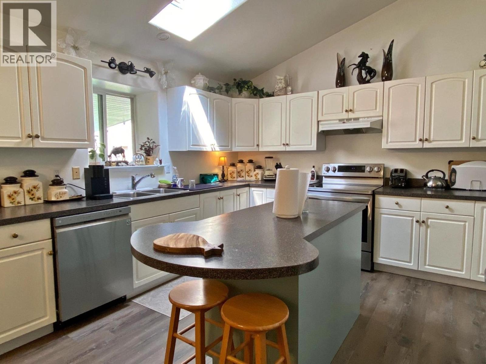 4713 BIRCH Lane, Barriere