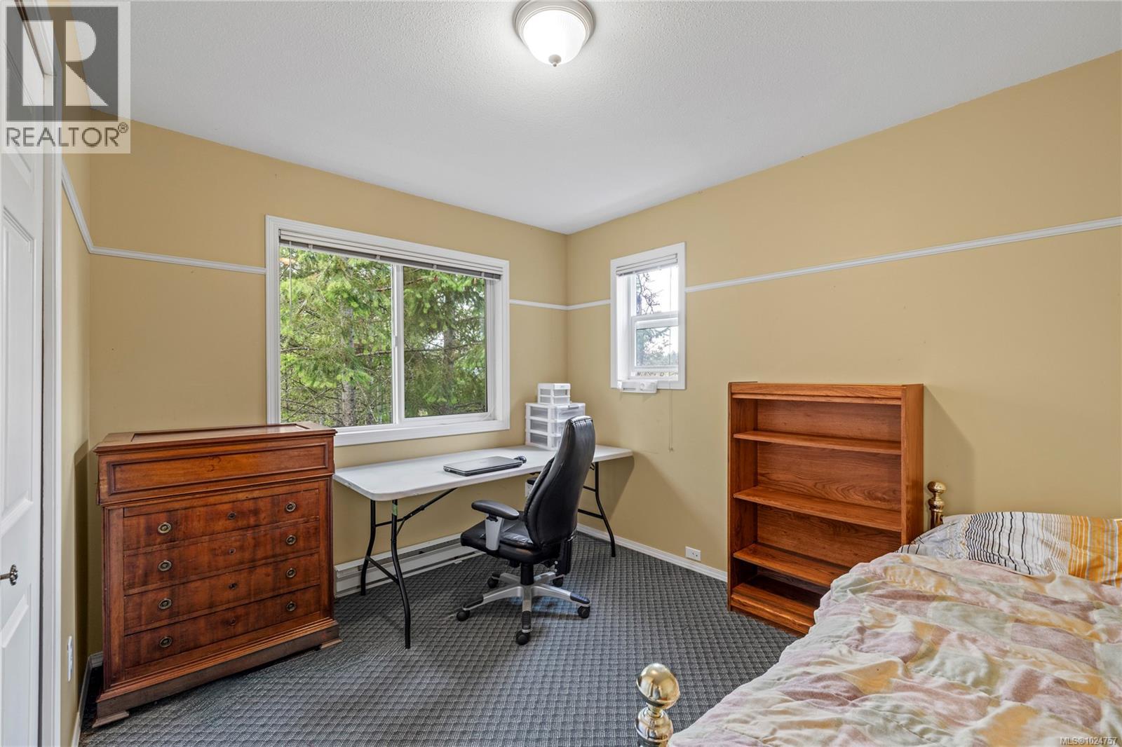 2869 Hemlock Dr, Nanoose Bay