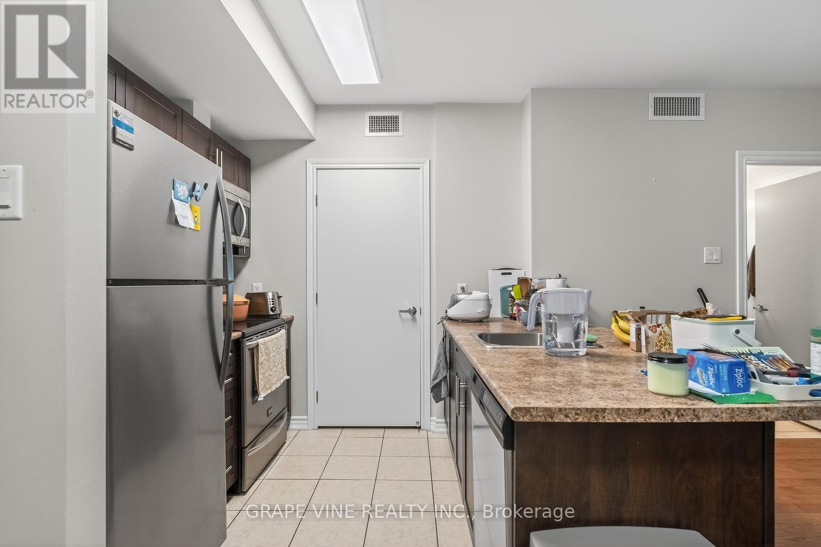 #304 234 RIDEAU STREET - 11