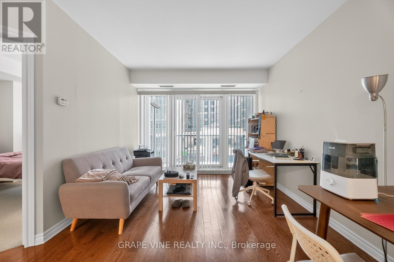 #304 234 RIDEAU STREET - 23