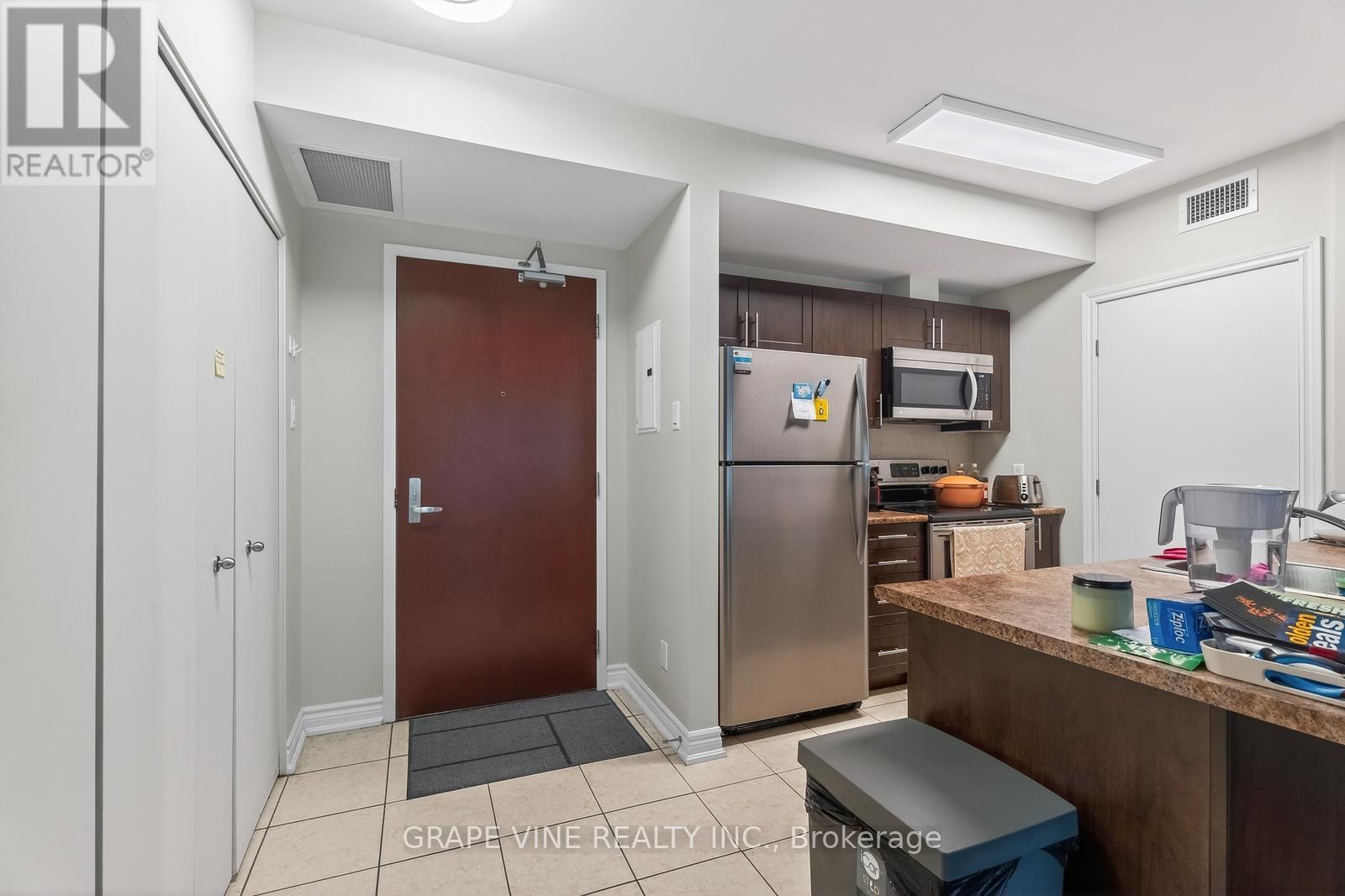 #304 234 RIDEAU STREET - 8