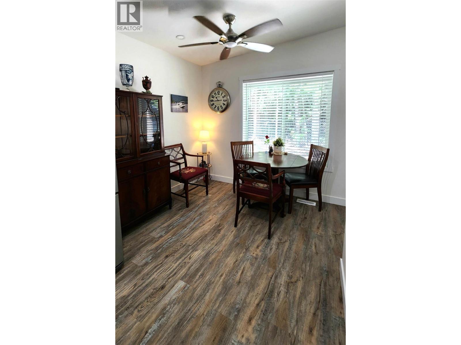  1134 Hawthorn Row, Sicamous