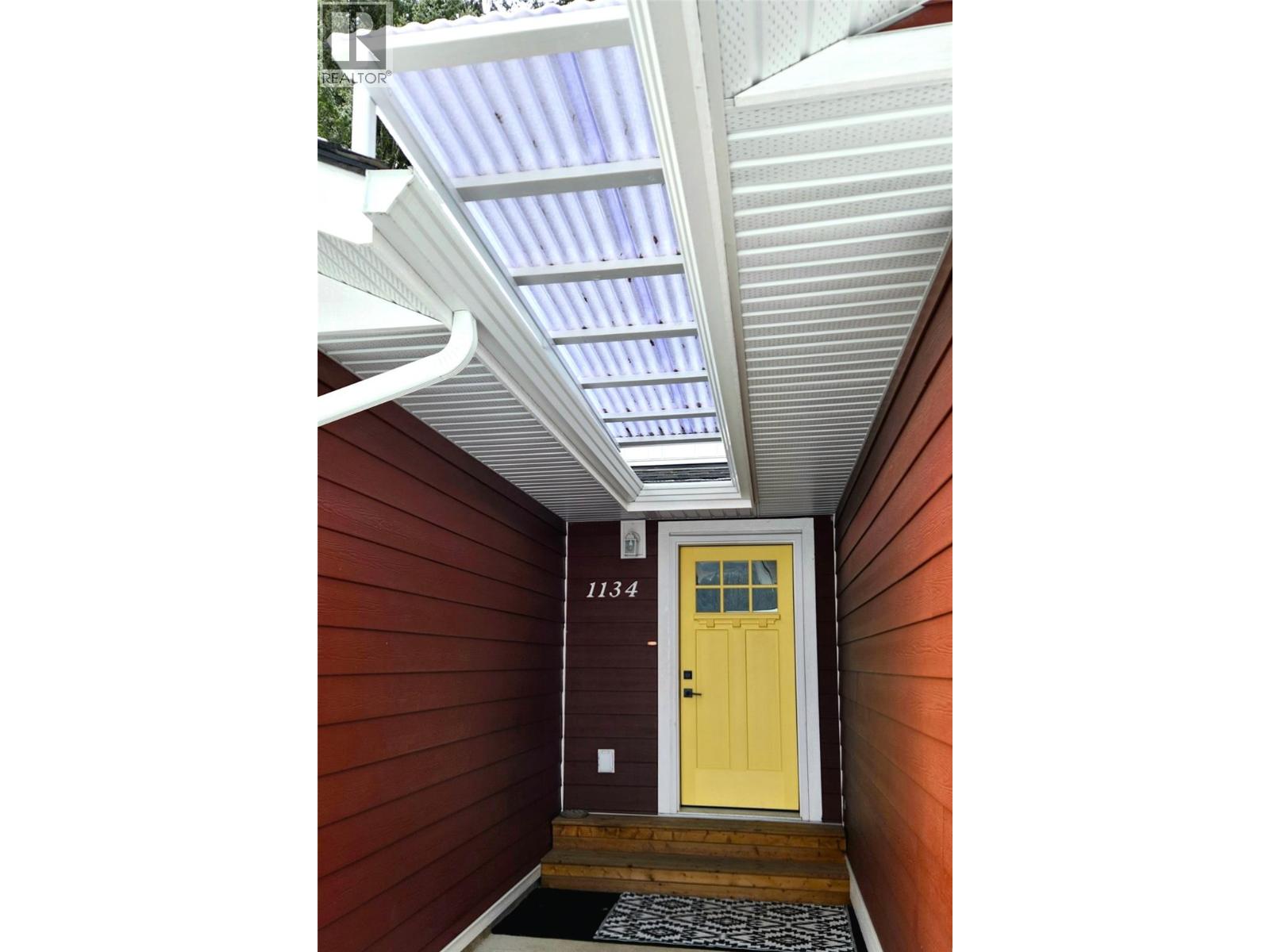  1134 Hawthorn Row, Sicamous