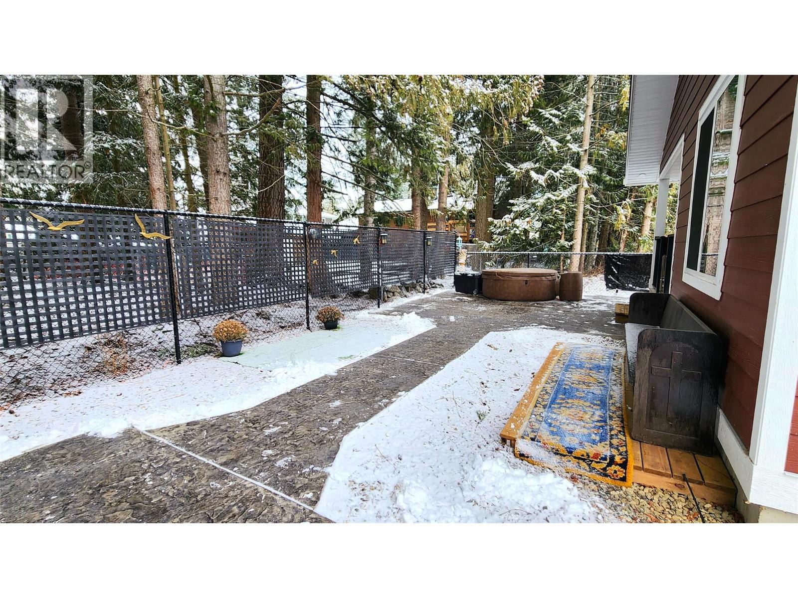  1134 Hawthorn Row, Sicamous