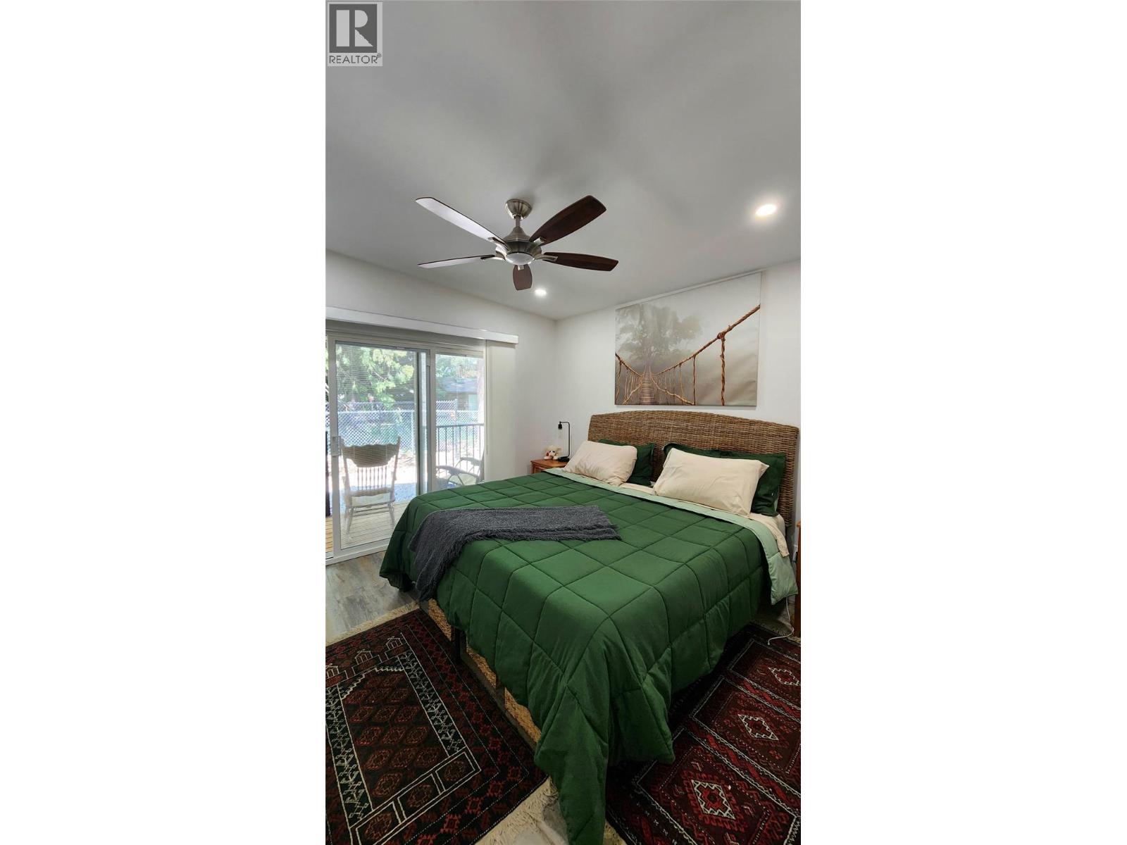  1134 Hawthorn Row, Sicamous