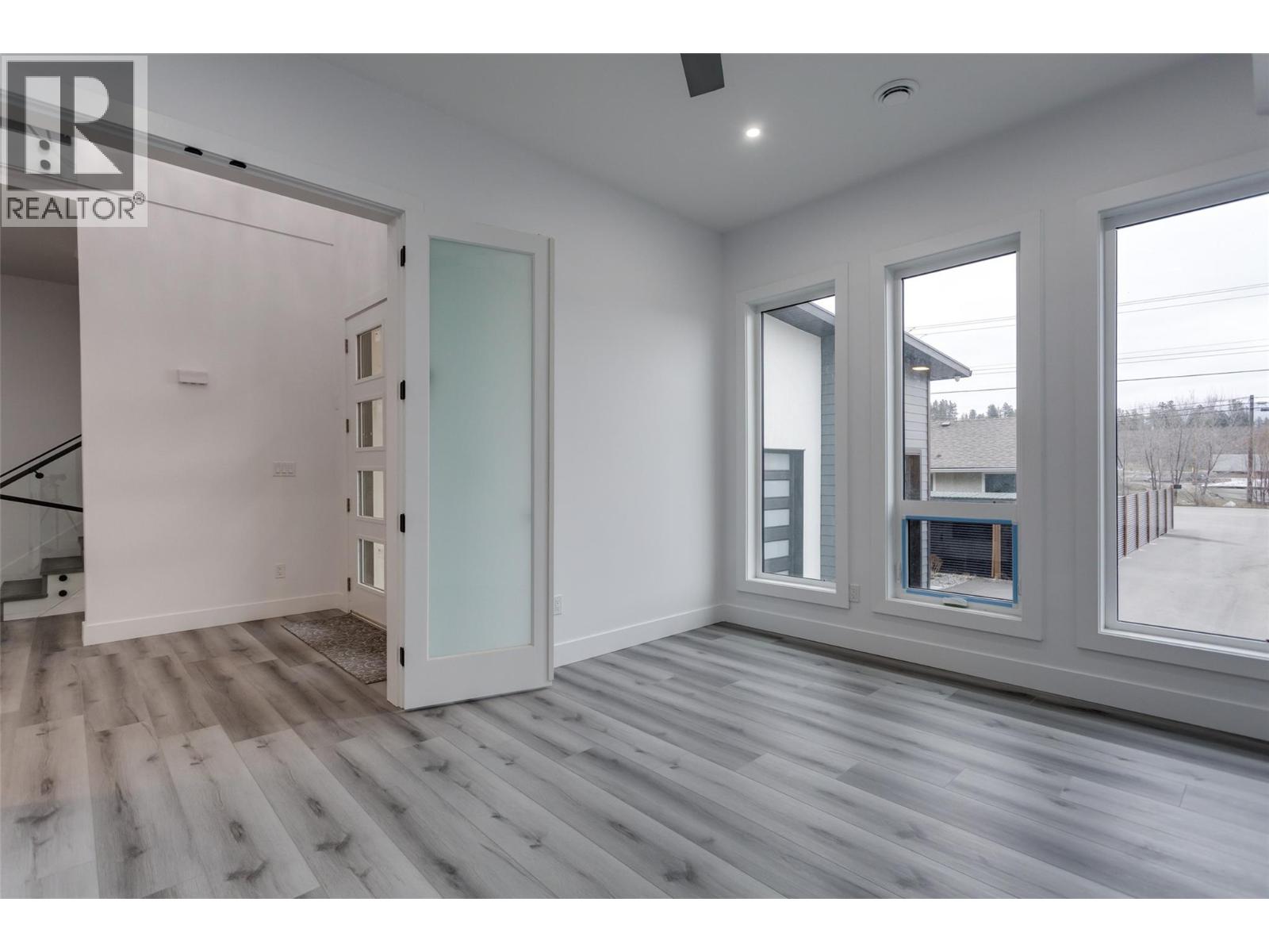 474 Snowsell Street N - 20
