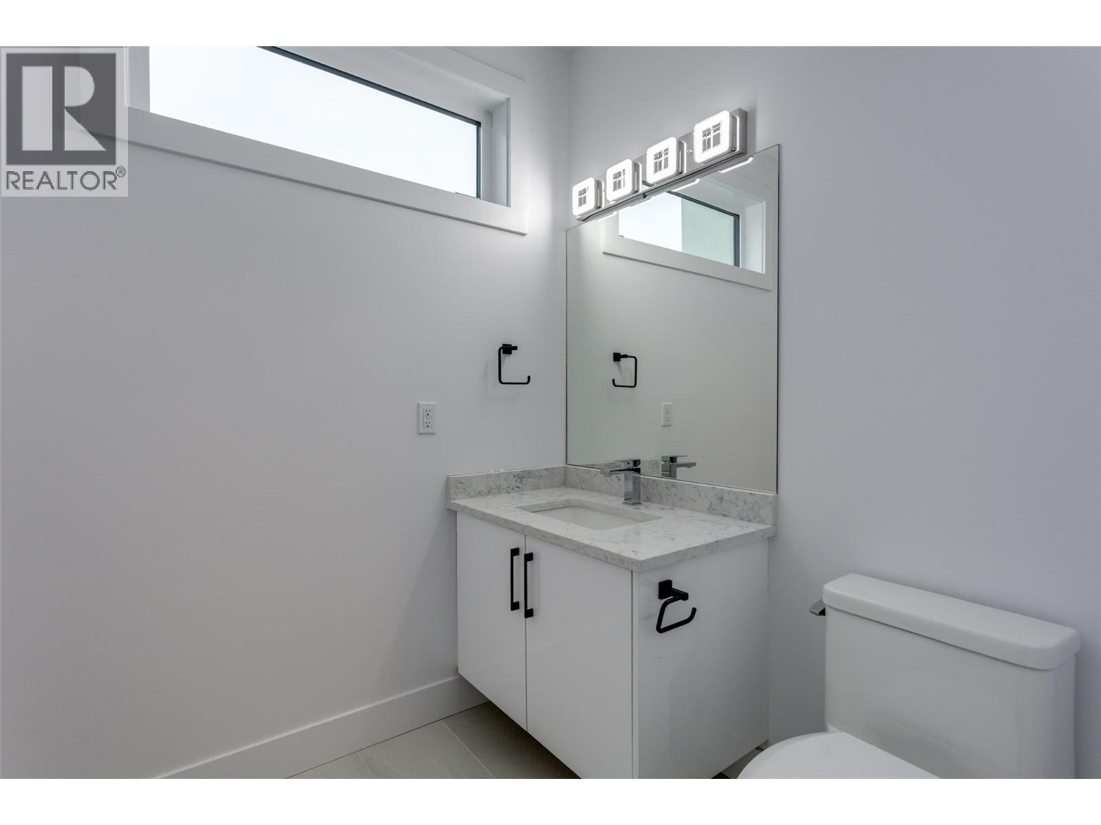 474 Snowsell Street N - 23