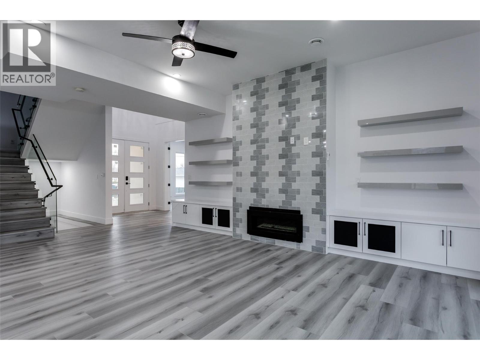 474 Snowsell Street N - 6