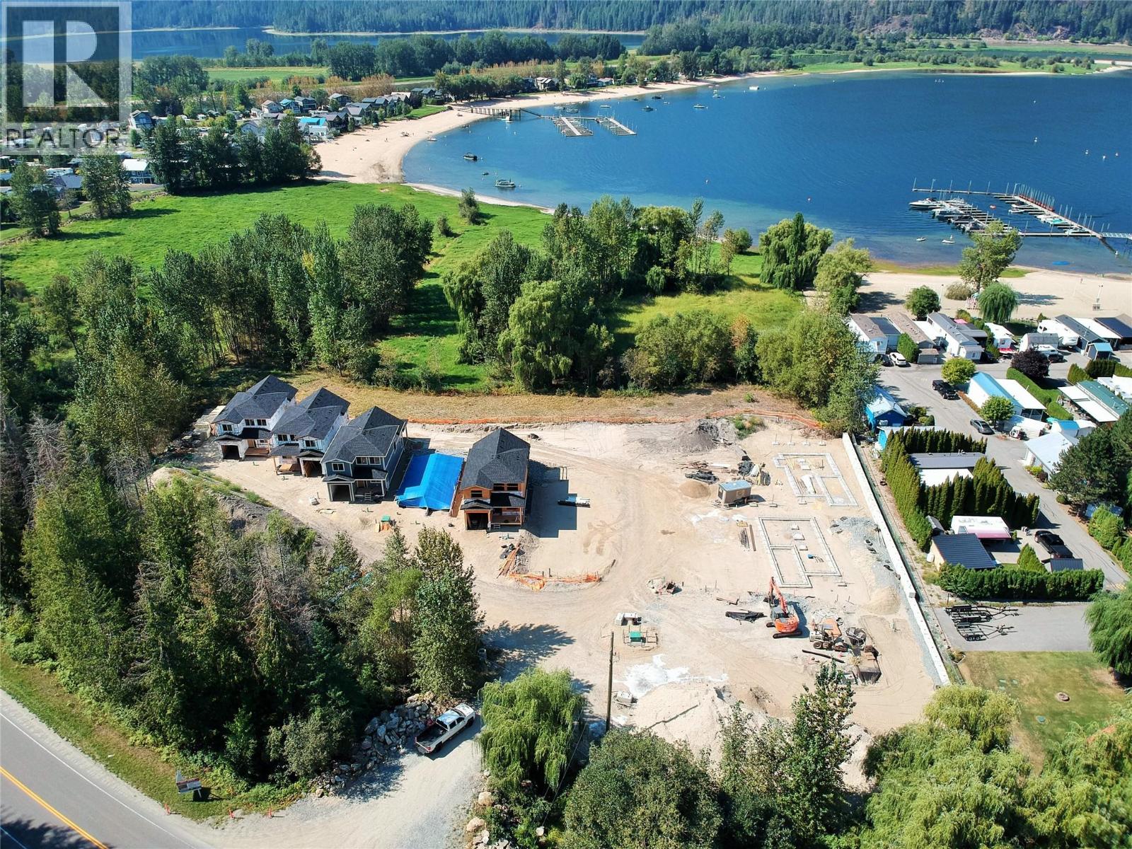 4 8200 97A Highway, Mara