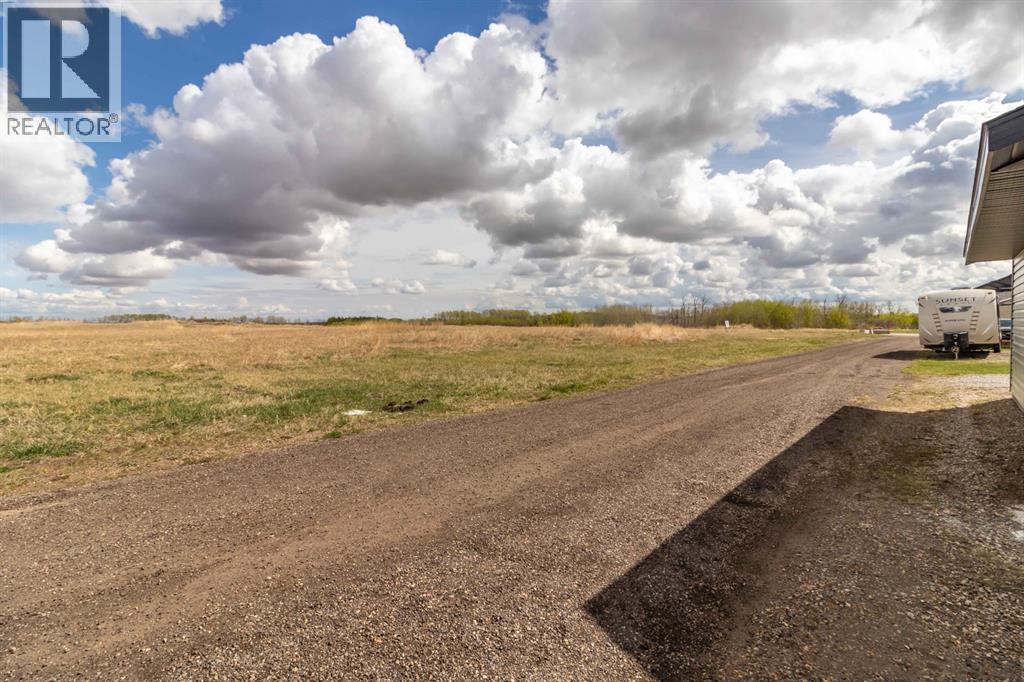 6453 Elmwood Way, Innisfail