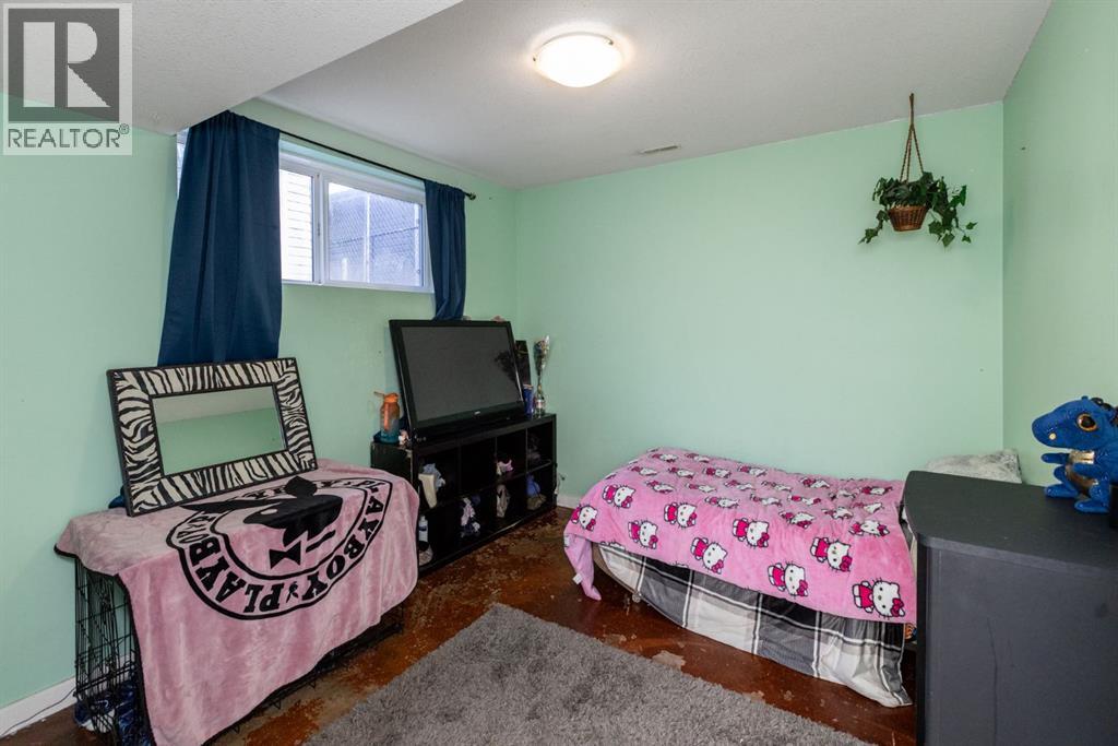 6453 Elmwood Way, Innisfail