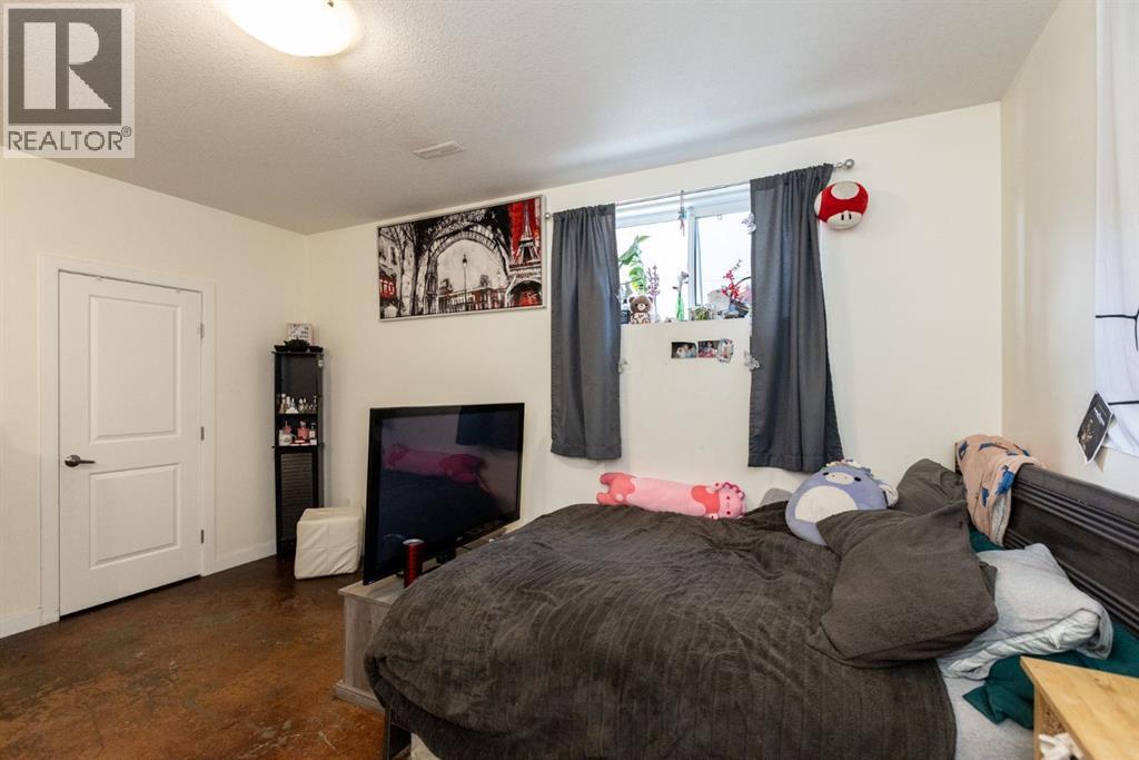 6453 Elmwood Way, Innisfail