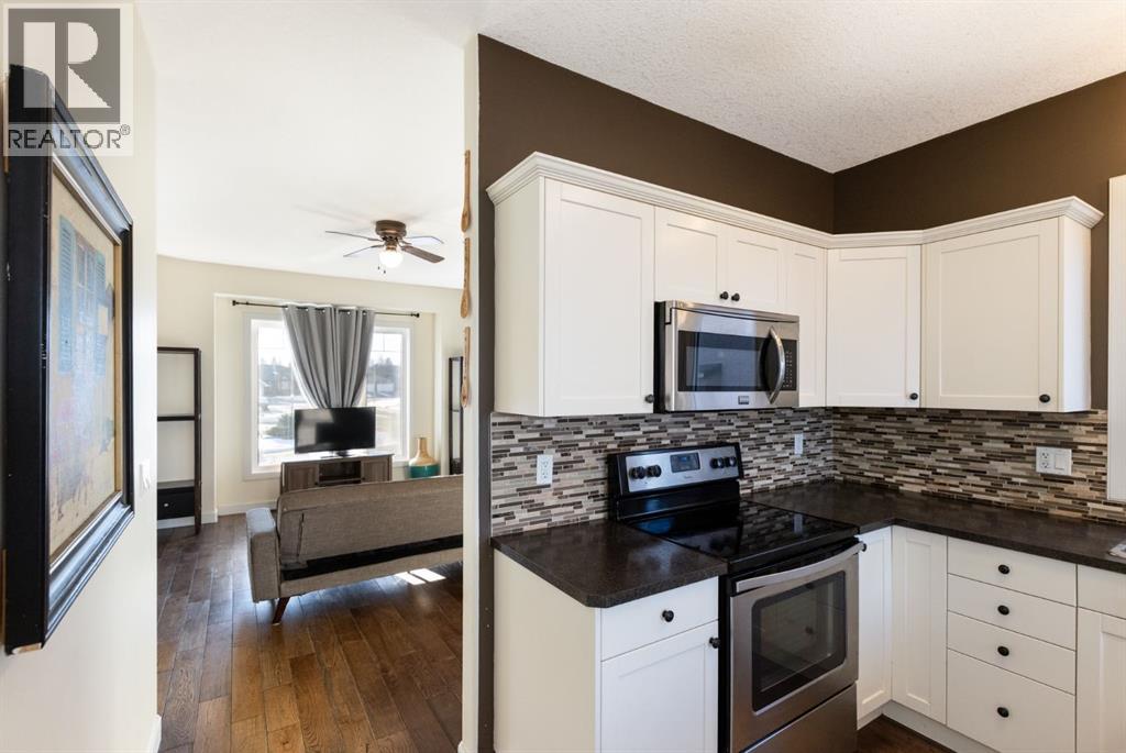 6453 Elmwood Way, Innisfail