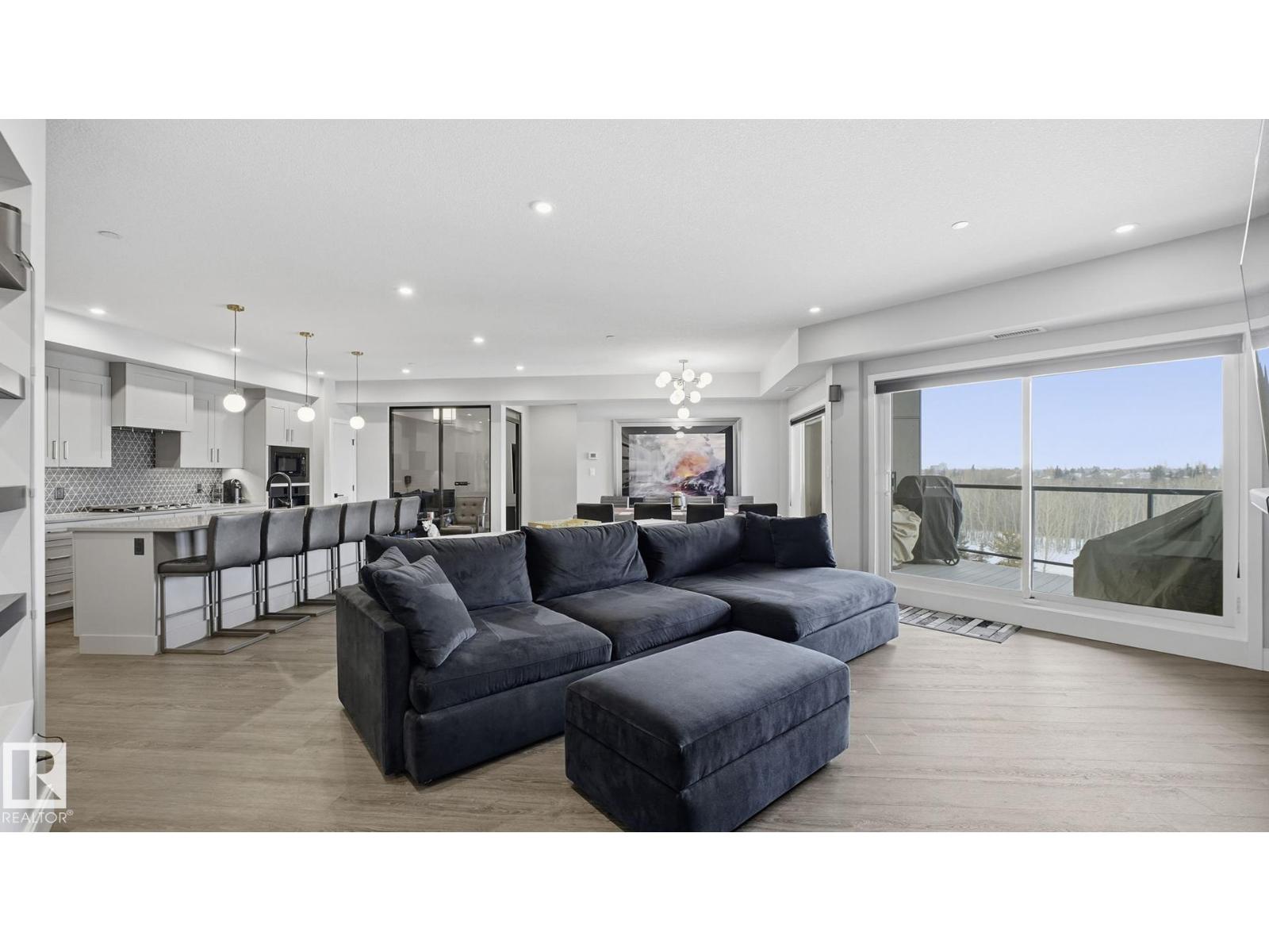 #311 7463 MAY CM NW, Edmonton