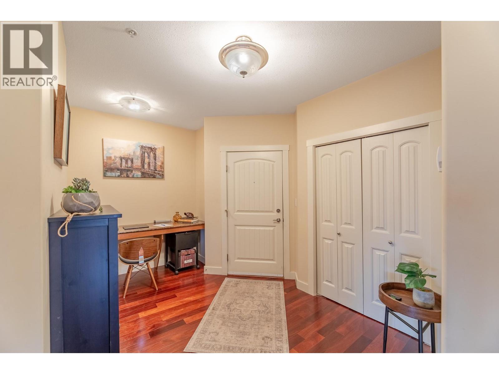 13615 VICTORIA Road Unit# 210, Summerland