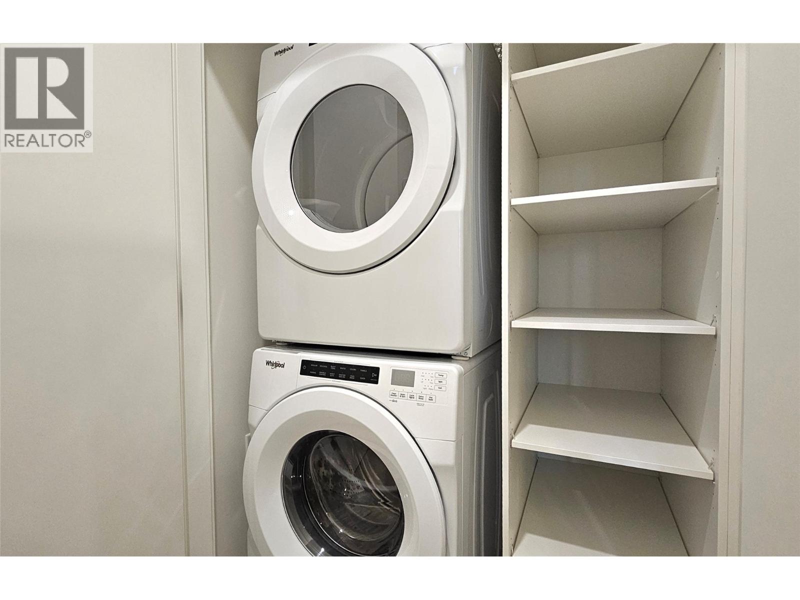 606 3340 Lakeshore Road, Kelowna