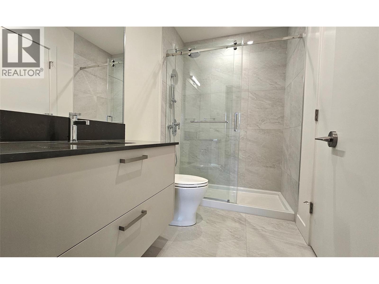 606 3340 Lakeshore Road, Kelowna