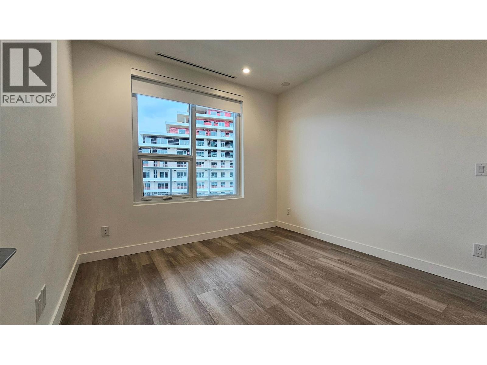 606 3340 Lakeshore Road, Kelowna